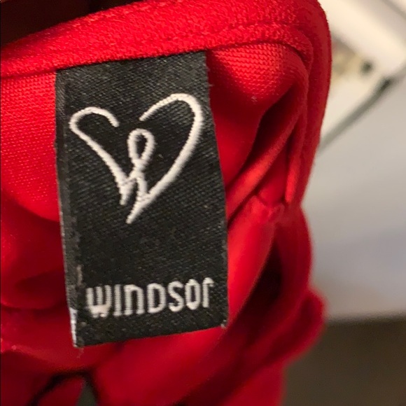 Long Red off shoulder Windsor dress size small - Picture 5 of 7